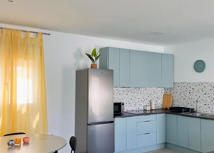 Nyaraló Casa Robin *