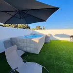 Casa Robin Feriehus *